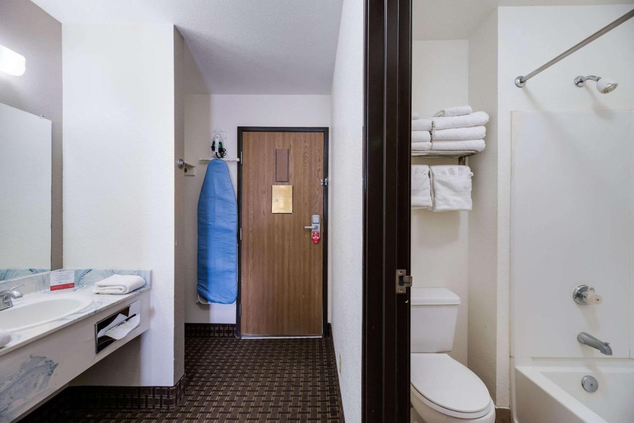 Econo Lodge Inn & Suites Williams - Grand Canyon Area Экстерьер фото