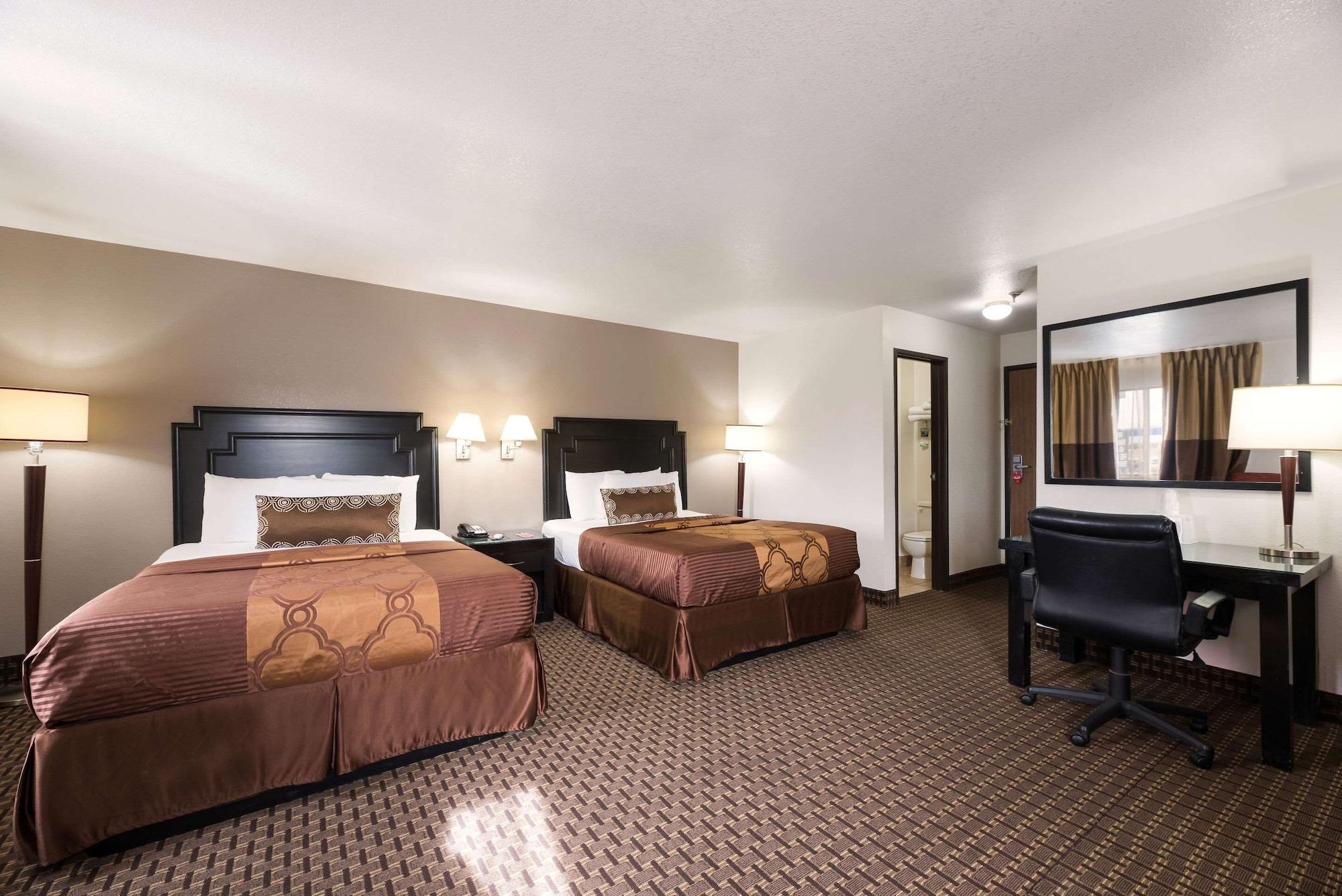 Econo Lodge Inn & Suites Williams - Grand Canyon Area Экстерьер фото