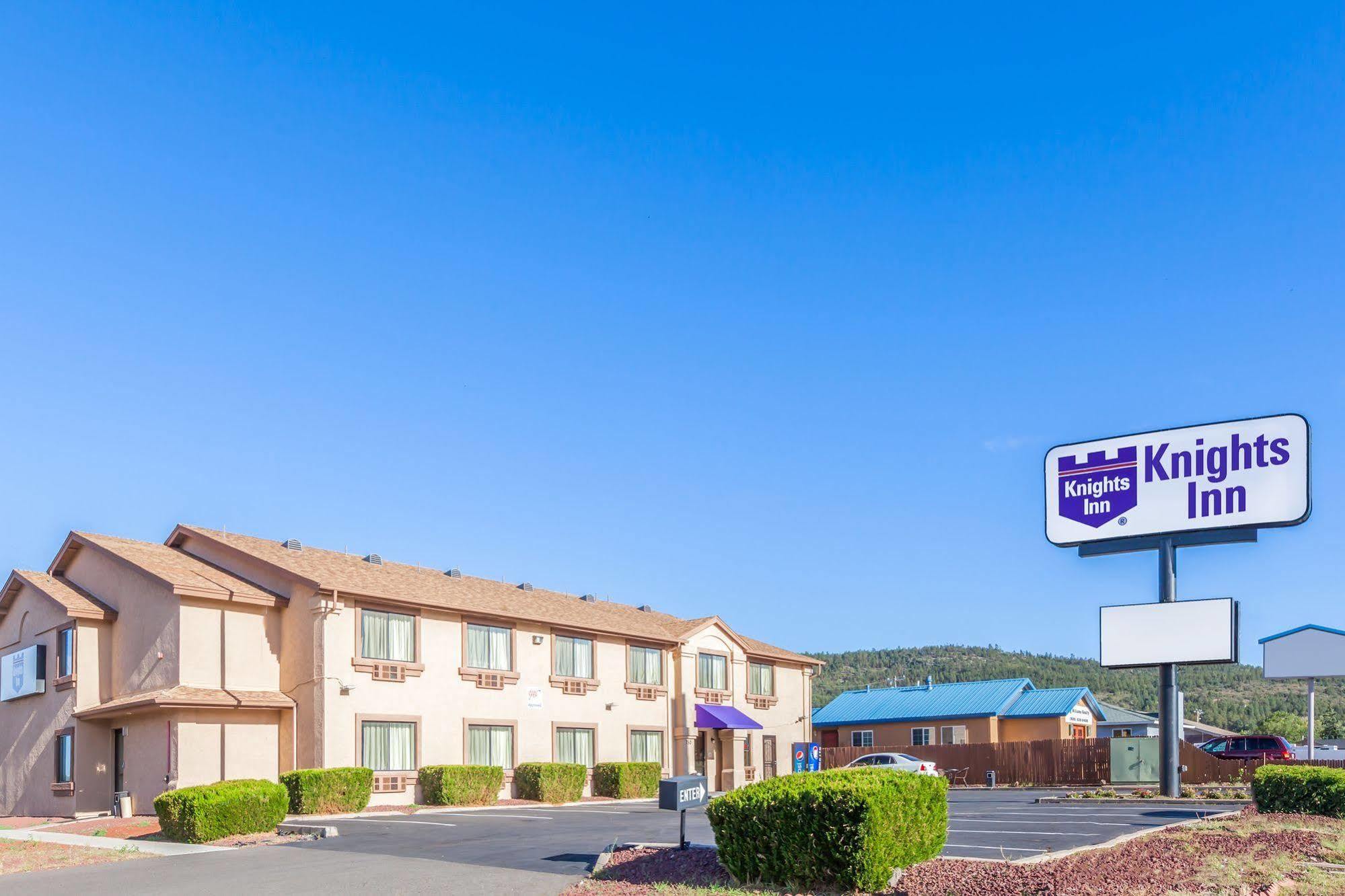Econo Lodge Inn & Suites Williams - Grand Canyon Area Экстерьер фото