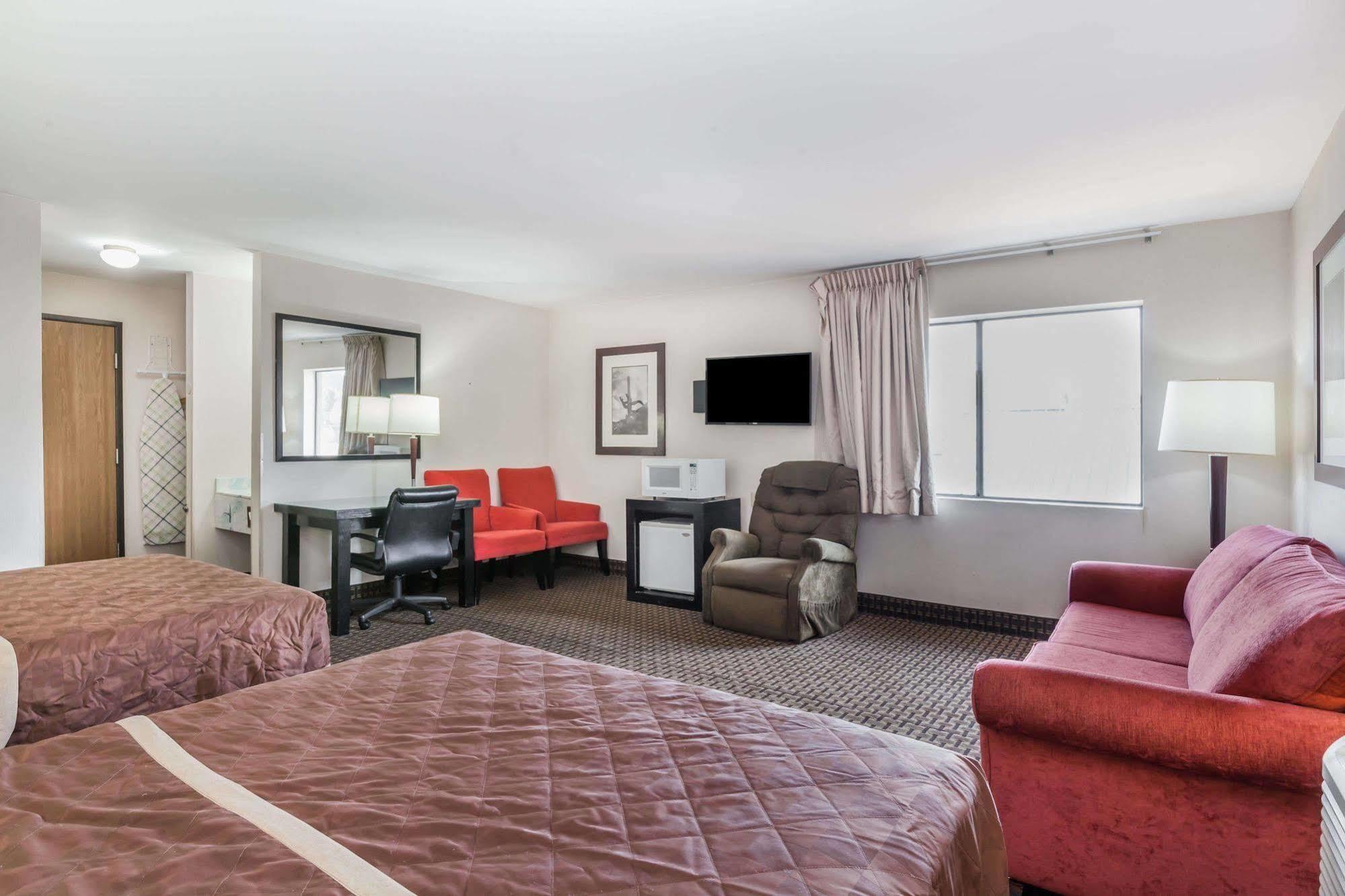 Econo Lodge Inn & Suites Williams - Grand Canyon Area Экстерьер фото